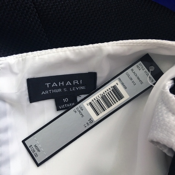 Tahari A. Levine Dress Sleeveless Boat Neck Scalloped Yoke Colour Block Shift - Picture 11 of 15